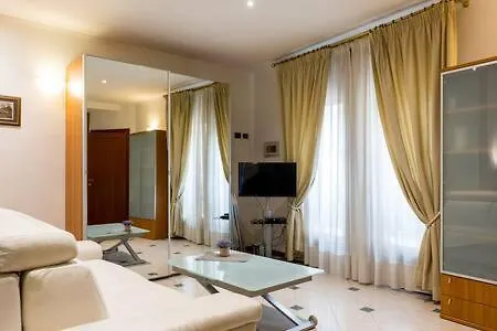 Elegante Nel Cuore Di *