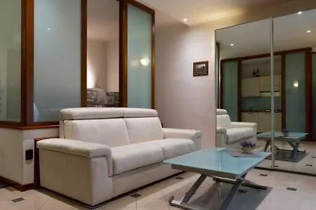 Elegante Nel Cuore Di